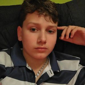 Meet your Posher, Emile